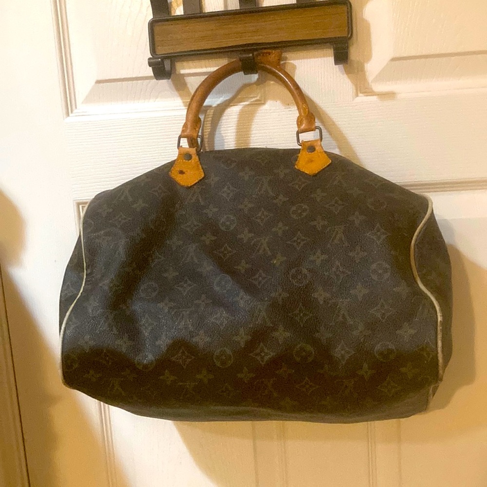 Vintage Louis Vuitton purse